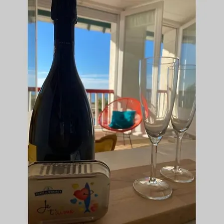 Venice Face A La Mer! 아파트 La Baule